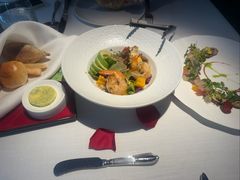 -弦月窗LUNETTE BY AMANDA(复兴路店)