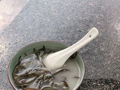 带丝汤-春阳水饺(香槟广场店)