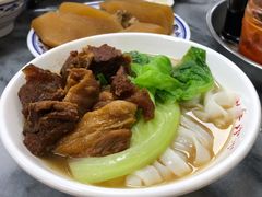 牛腩河粉-珍珍小食店(西华路店)