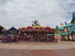 -七彩云南欢乐世界