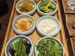 -银米·云南传统过桥米线(双廊黑金冠店)
