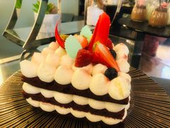 -亮马河饭店翠雅咖啡厅