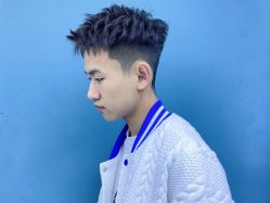 -尼特斯男士发型馆