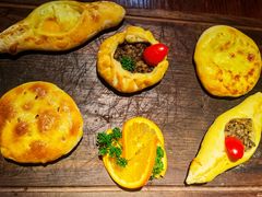 阿扎尔哈恰普里格鲁吉亚奶酪饼-格鲁·秀色Georgia’s Feast