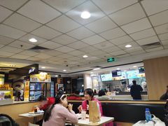 大堂-麦当劳(东直门外大街店)