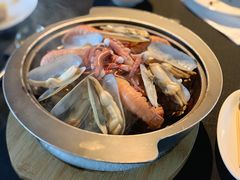 石锅原汁海鲜汇-鲁采LU STYLE(新天地店)