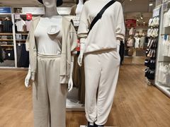 -优衣库(广州番禺万达广场店)