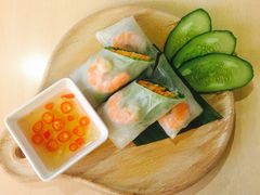 越南传统生包鲜虾春卷-来龙里 精致 东南亚餐室(万象城店)