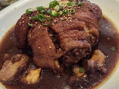 -老码头黑皮肘子锅包肉熏酱水饺(文政街店)