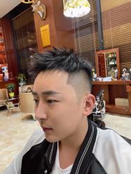 -尼特斯男士发型馆