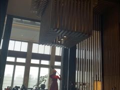 -西安大雁塔科技大学地铁站亚朵酒店