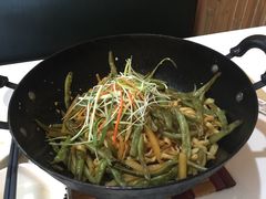 豆角焖面-金豆角砂锅焖面(安贞店)