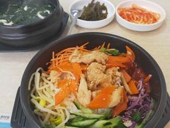 -拌来拌去石鍋拌飯(文鼎店)