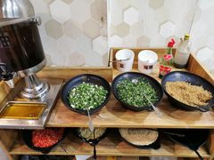 -金鼎雪山牦牛杂火锅(理县总店)