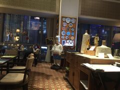 -香格里拉鱼跃地中海西餐厅·牛排披萨