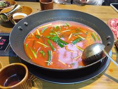 -贵厨酸汤牛肉(花果园国际中心店)
