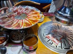 -老炉家木炭烤肉(长江国际店)