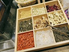 -芝小官毛肚火锅海鲜自助(淮安清江浦区新亚店)