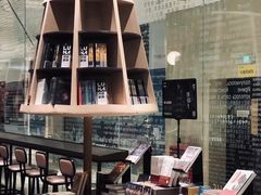 -钟书阁(群光广场店)