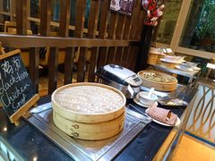 自助取餐区-月色西餐厅·海鲜刺身·烧烤(科学城保利郡雅酒店)