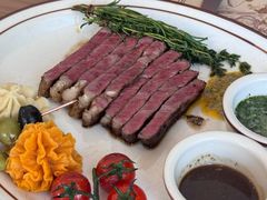 -Mark&Mars Restaurant