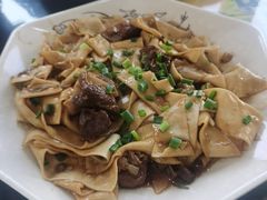 -壹阁胡羊焖饼(特色小吃街店)