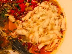 剁椒鱼头面-上名堂·鱼头好吃(体育场路店)