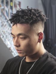 -贝勒爷专业男发