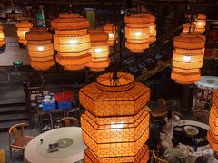 -帅巴人舅母子腊蹄民俗村