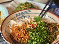 豆花米线-滇道云南特色料理(康定路店)