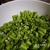 跟着XY实践夏季素食菜式青椒炒空心菜