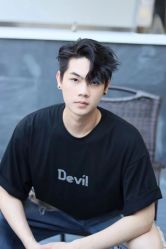 -查尔曼男士理发馆