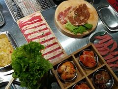 -马路牙子烧烤音乐酒馆(望京店)