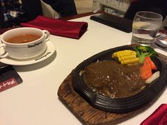-爱丽丝牛排西餐厅(光谷步行街店)