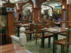 大堂-贯贯吉·清真餐厅(浙江中路店)