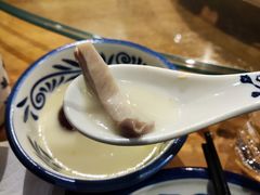 广式猪肚煲鸡汤-小放牛炒菜馆(军校店)