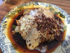 蒜泥白肉-温记府廟豆汤饭·始于1955年(海椒店)