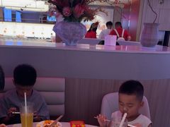 -海底捞火锅(杭州庆春路夜宵主题店)