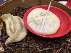 蟹黄汤包和蒸饺-冶春茶社(太和广场店)