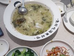 -江渔儿酸菜鱼(曜一城店)