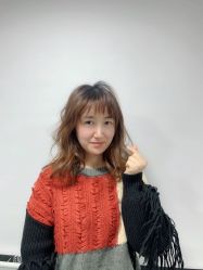 -PE SALON