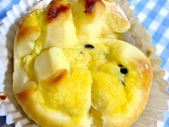 百香果芝士-yeast面包店