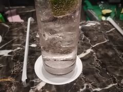 -星河吉酒店-BOND大堂吧·咖啡·简餐