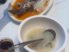 -梅利汴京烤鸭•开封豫菜地标店(东大街店)