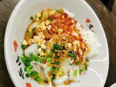 葱油拌粉-盟重烧烤(东瓜山创始店)