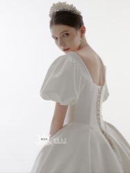 点击看大图 -艾拉·女王婚纱礼服馆