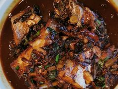 -侬佳蒸菜馆(听潮店)