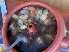 -阿鹏故事云南野生菌火锅(人民路店)