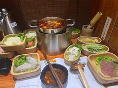 -独食火锅·半米屋台(直营总店)