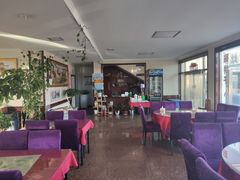 大堂-北京龙庆四季香农家饭庄·灶台鱼·碳烤虹鳟鱼(龙庆峡店)